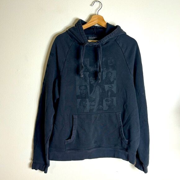 Taylor Swift Black Eras Tour Hoodie Sweatshirt pullover size medium oversized - Picture 2 of 12